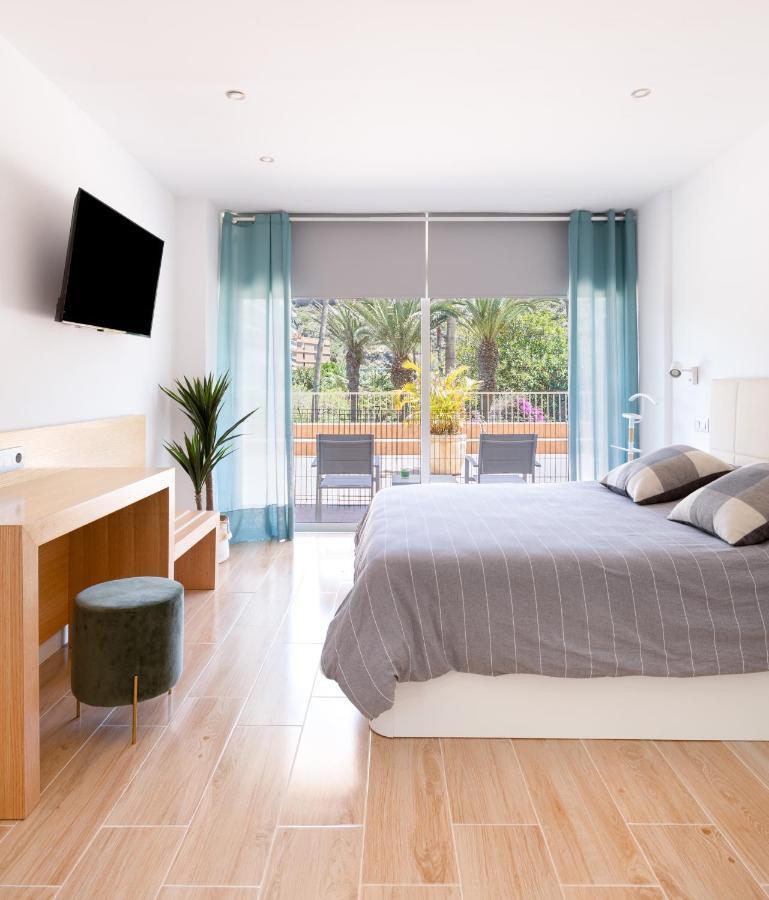 Palmeras Playa Studio: Pools, Beach, Sun & Shore Puerto de la Cruz  Luaran gambar
